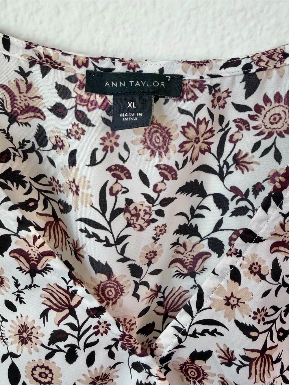 ANN TAYLOR Floral Peplum Blouse Wrap Surplice Flutter Sleeve XL - Picture 5 of 10